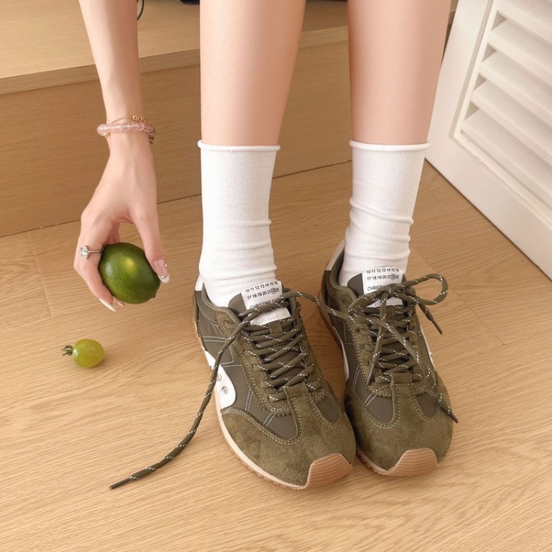 Running Shoes - Damskie sneakersy w stylu retro z