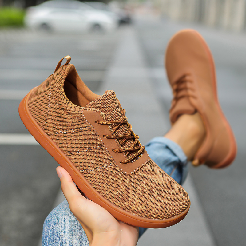 Minimalistyczne sneakersy męsk – Wide Toe Box Running Sneakers recenzja i cena