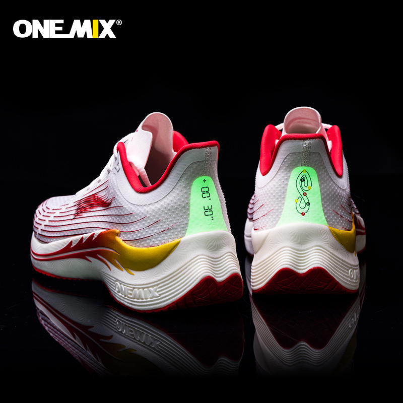 Buty do biegania ONEMIX dla mę – Reflective Night Running Shoes recenzja i cena