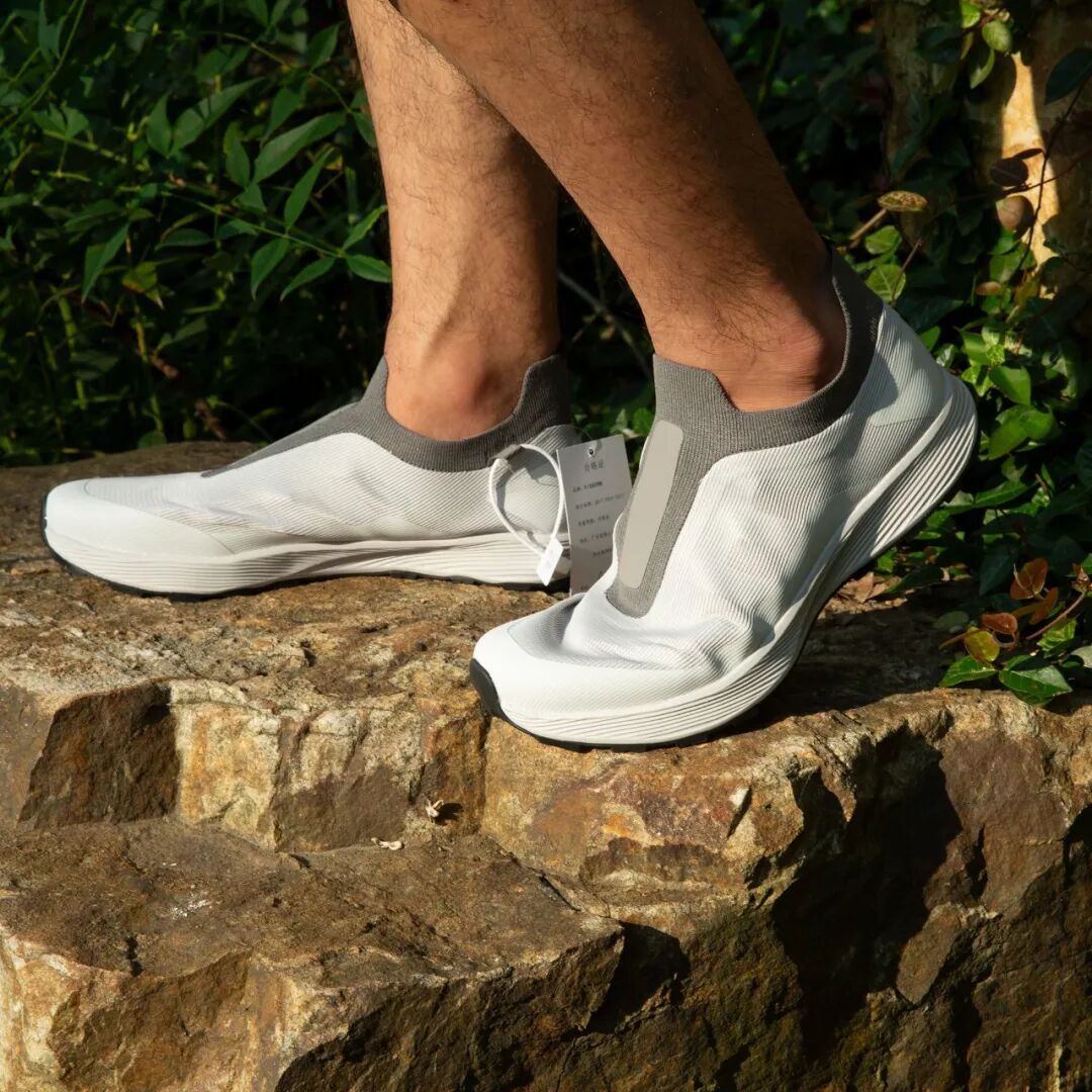 Buty outdoorowe SL Series do b – Lightweight Road Running Shoes recenzja i cena